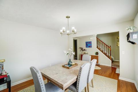 5599 Beechtree Ln, Hamilton Township, OH 45039 photo 8