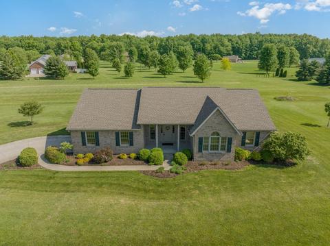 967 Doesprings, Sunman, IN 47041