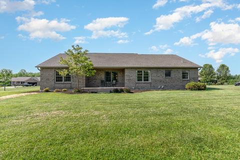 967 Doesprings Dr, Sunman, IN 47041 photo 4