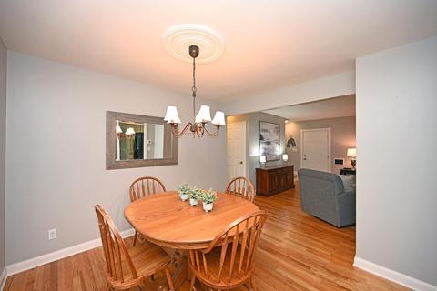 85 Junedale Dr, Greenhills, OH 45218 photo 10