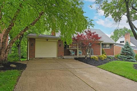 85 Junedale Dr, Greenhills, OH 45218 photo 2
