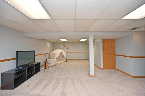 85 Junedale Dr, Greenhills, OH 45218 photo 33