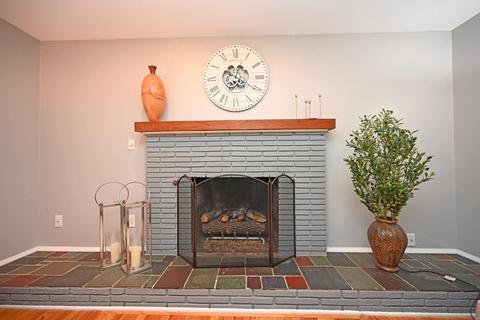 85 Junedale Dr, Greenhills, OH 45218 photo 6