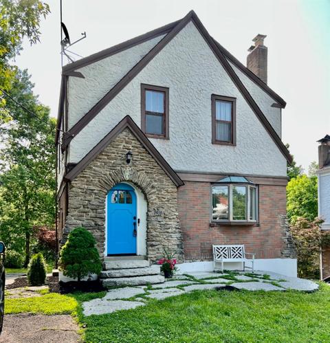 910 Kreis Ln, Cincinnati, OH 45205