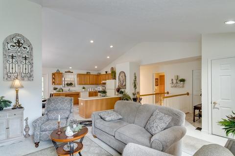 3086 Limestone Cir, Cincinnati, OH 45239 photo 8