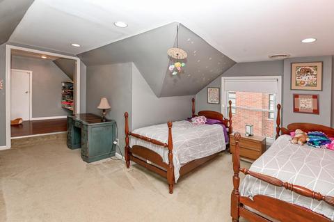 4358 Cappel Dr, Cincinnati, OH 45205 photo 17