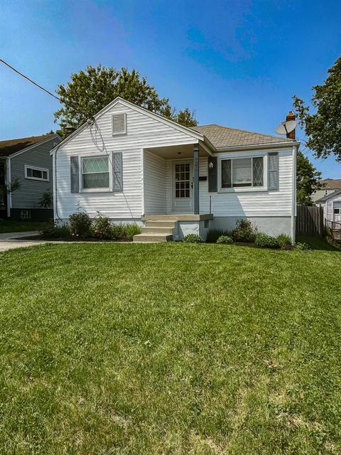 5868 Devon Ct, Cincinnati, OH 45248 photo 3