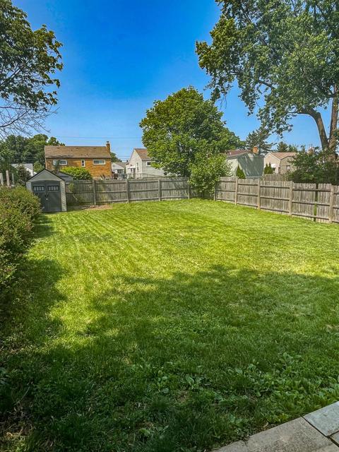 5868 Devon Ct, Cincinnati, OH 45248 photo 25