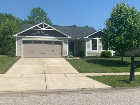 47 Charmalee Dr, Amelia, OH 45102