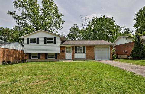 10213 Storm Dr, Colerain Twp, OH 45251