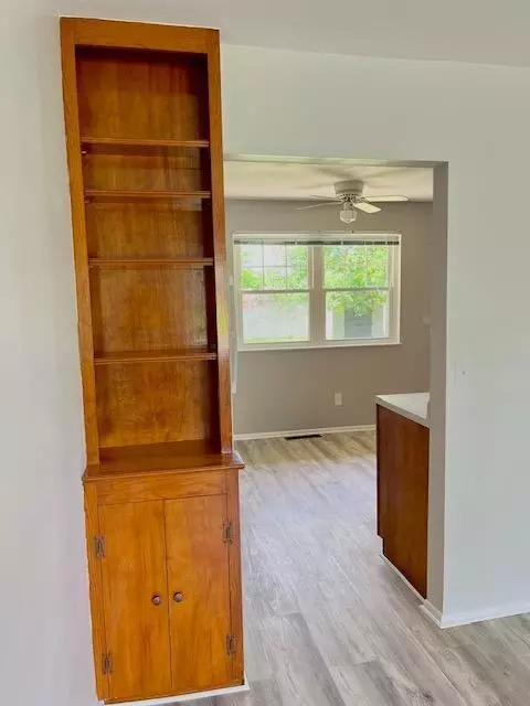 4627 Summerside Rd, Cincinnati, OH 45244 photo 6