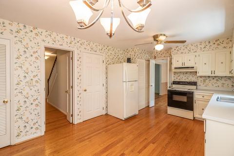 2100 Berrypatch Dr, Cincinnati, OH 45244 photo 8