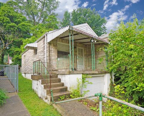 2525 Ardmore Ave, Cincinnati, OH 45237
