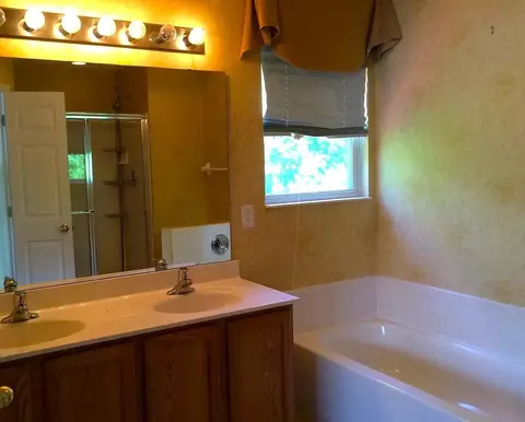 882 Anson Dr, Cincinnati, OH 45245 photo 8