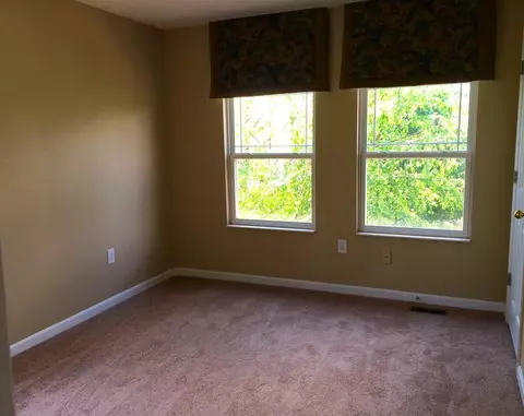 882 Anson Dr, Cincinnati, OH 45245 photo 10