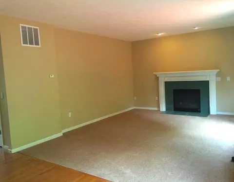 882 Anson Dr, Cincinnati, OH 45245 photo 4