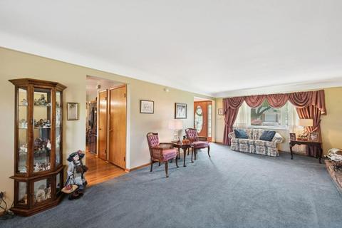 8687 Pringle Dr, Cincinnati, OH 45231 photo 7