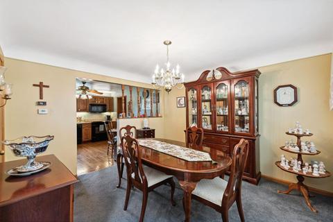 8687 Pringle Dr, Cincinnati, OH 45231 photo 9