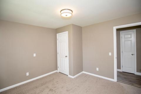 3863 Crescent Dr, Cincinnati, OH 45245 photo 13