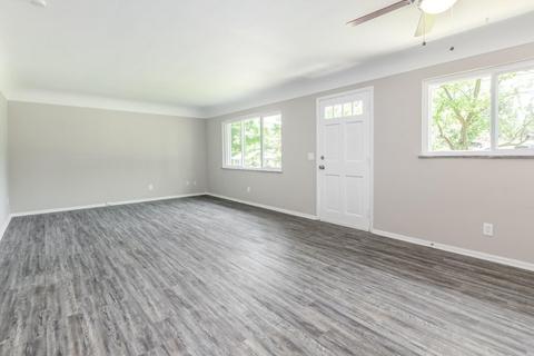 8699 Mockingbird Ln, Cincinnati, OH 45231 photo 2