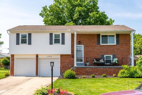 1083 Indra Ct, Forest Park, OH 45240