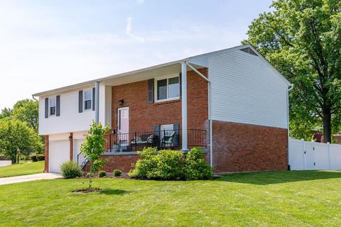 1083 Indra Ct, Forest Park, OH 45240 photo 3