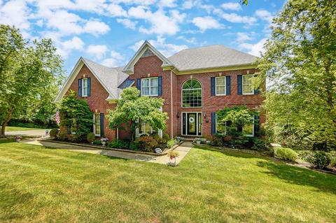 5677 Pioneer Ridge Ln, Lawrenceburg, IN 47025