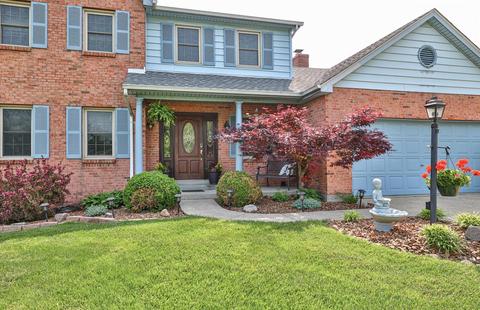 9070 Quentin Ct, West Chester, OH 45069