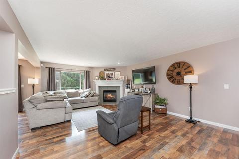 2173 Villagepointe Dr, Batavia, OH 45103 photo 8