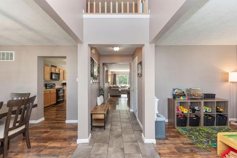 2173 Villagepointe Dr, Batavia, OH 45103 photo 5