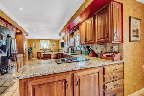 1133 Hearthstone Dr, Cincinnati, OH 45231 photo 11