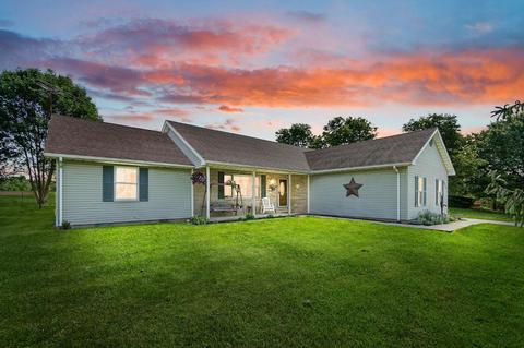 10025 St Rt 73, Harveysburg, OH 45032