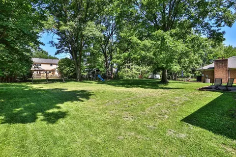 9369 Flemington Dr, Wyoming, OH 45231 photo 35