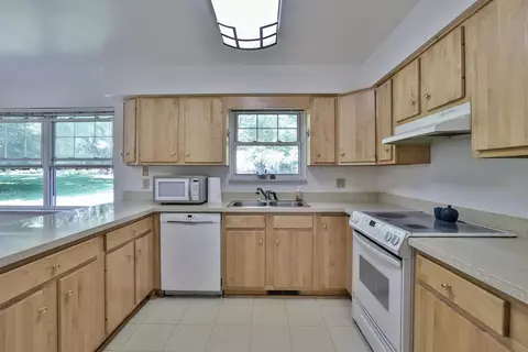 9369 Flemington Dr, Wyoming, OH 45231 photo 15