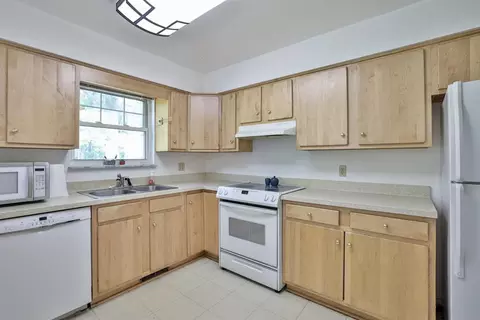 9369 Flemington Dr, Wyoming, OH 45231 photo 16