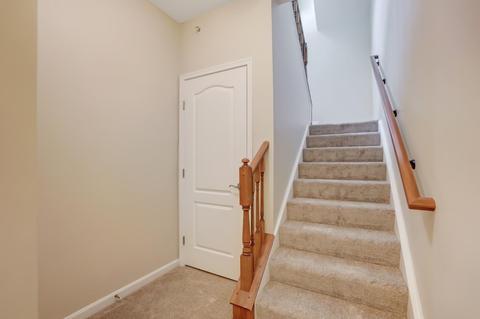 7748 Bridge Point Dr, Cincinnati, OH 45248 photo 3