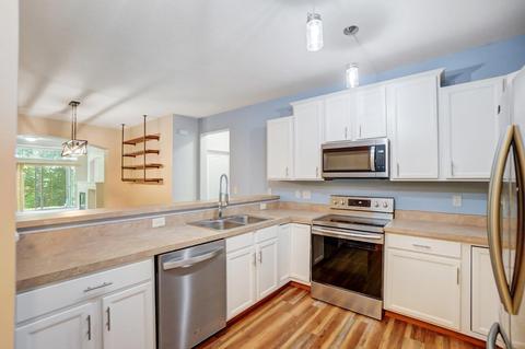 7748 Bridge Point Dr, Cincinnati, OH 45248 photo 5