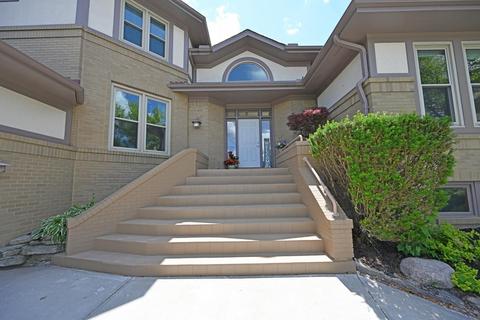 3598 Carpenters Grn, Blue Ash, OH 45241