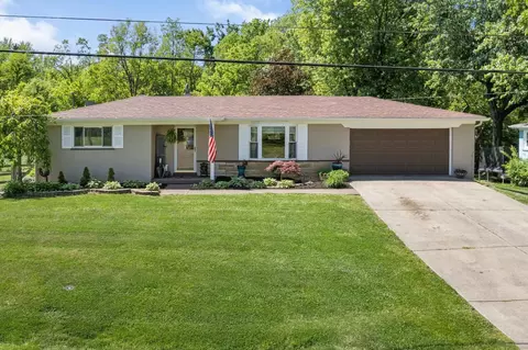 1133 Berdova Dr, Milford, OH 45150