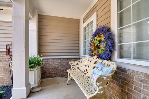 7841 Bridge Point Dr, Cincinnati, OH 45248 photo 4