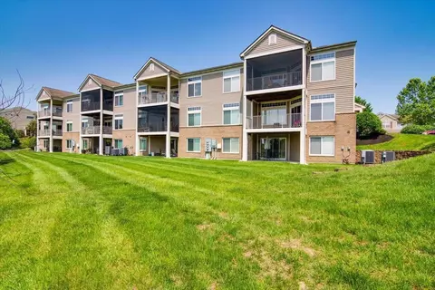7841 Bridge Point Dr, Cincinnati, OH 45248 photo 35