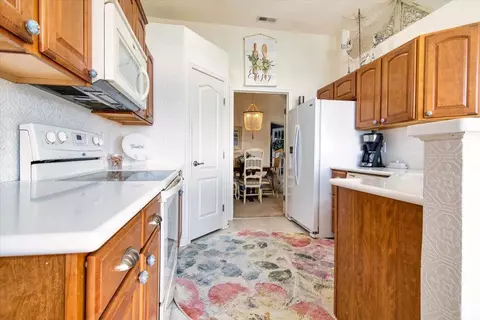 7841 Bridge Point Dr, Cincinnati, OH 45248 photo 28