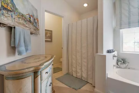 7841 Bridge Point Dr, Cincinnati, OH 45248 photo 24