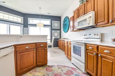 7841 Bridge Point Dr, Cincinnati, OH 45248 photo 29