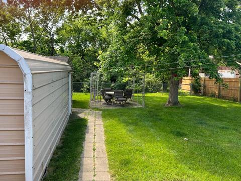 1676 Chippewa Dr, New Miami, OH 45013 photo 2
