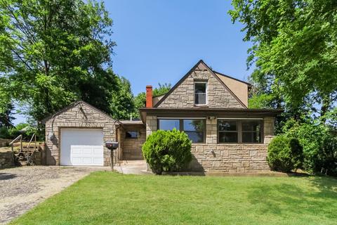 106 Ridgeway, Cincinnati, OH 45216