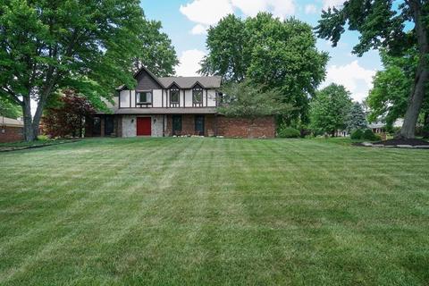 8305 Lakenoll Ct, West Chester, OH 45069