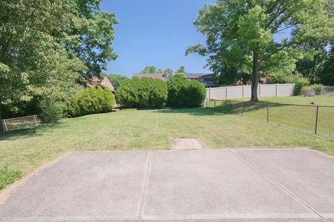 5802 Lawrence Rd, Cincinnati, OH 45248 photo 28