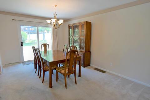 5802 Lawrence Rd, Cincinnati, OH 45248 photo 7