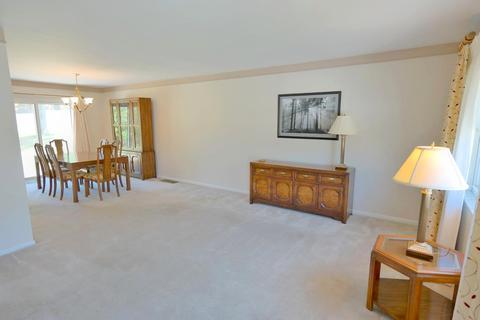5802 Lawrence Rd, Cincinnati, OH 45248 photo 3